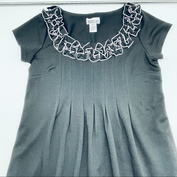 Robbie Bee Black Ruffle Neckline Dress Sz 6 - Picture 11 of 14